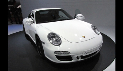 Carrera GTS: Porsche 911 Coupé and Cabriolet 2010 1